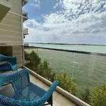 Lake View Solid Residence Mamaia